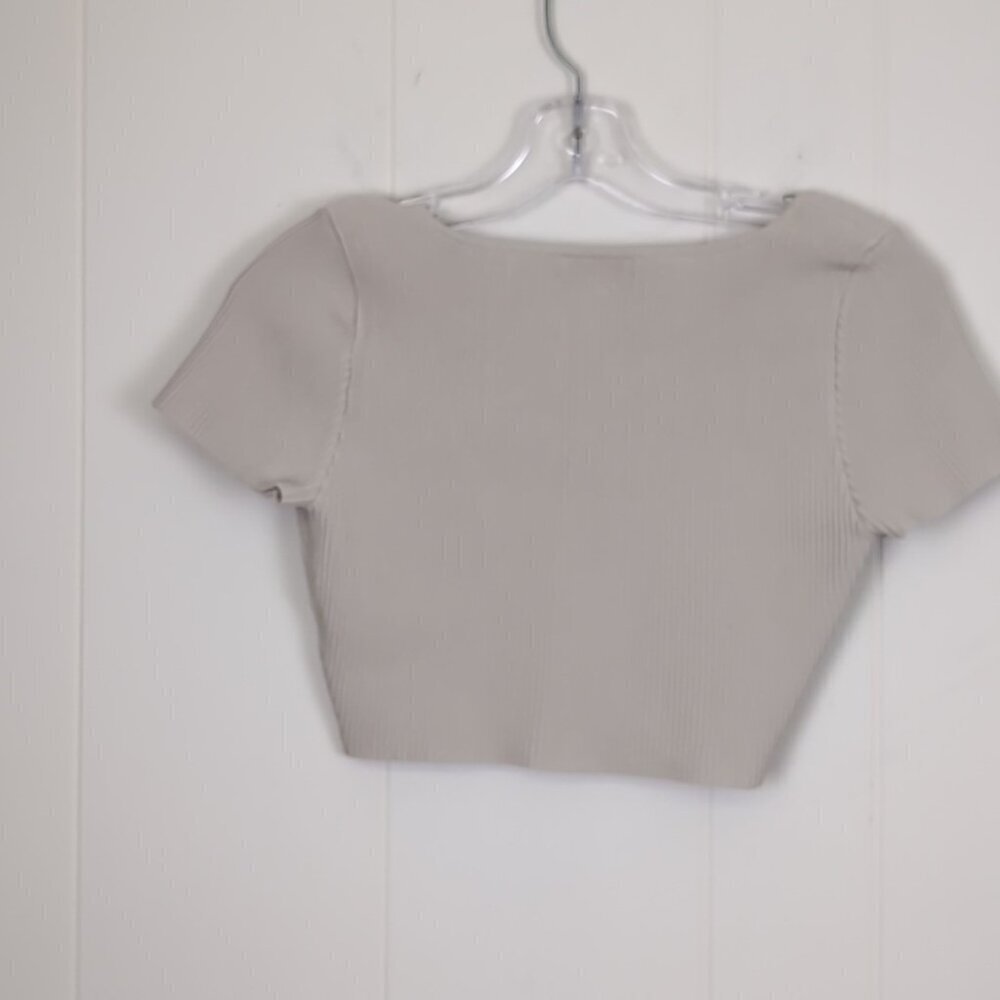 Aritzia babaton sculpt knit square neck crop tee - Picture 5 of 5